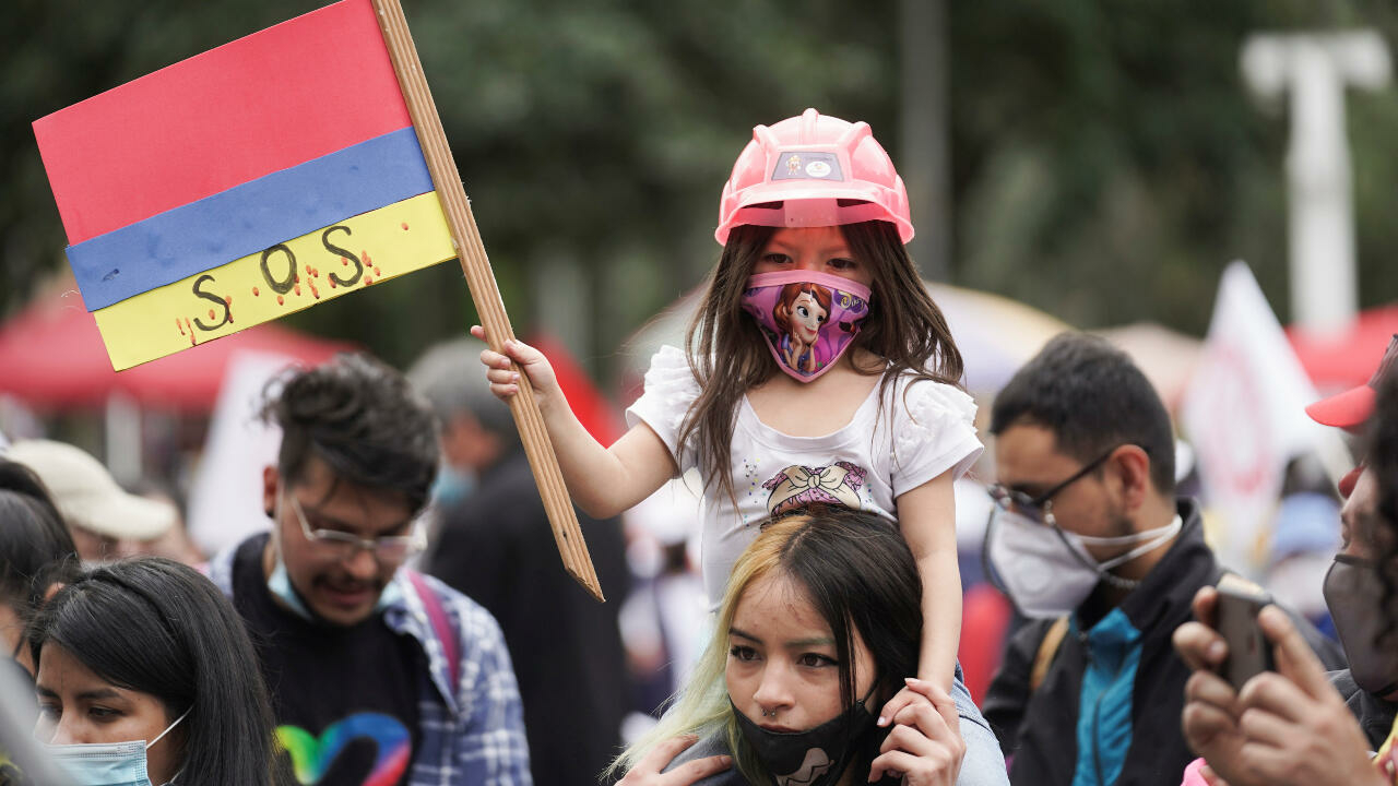 Encuesta constata el deseo del electorado en Colombia: un cambio político total en busca de justicia social